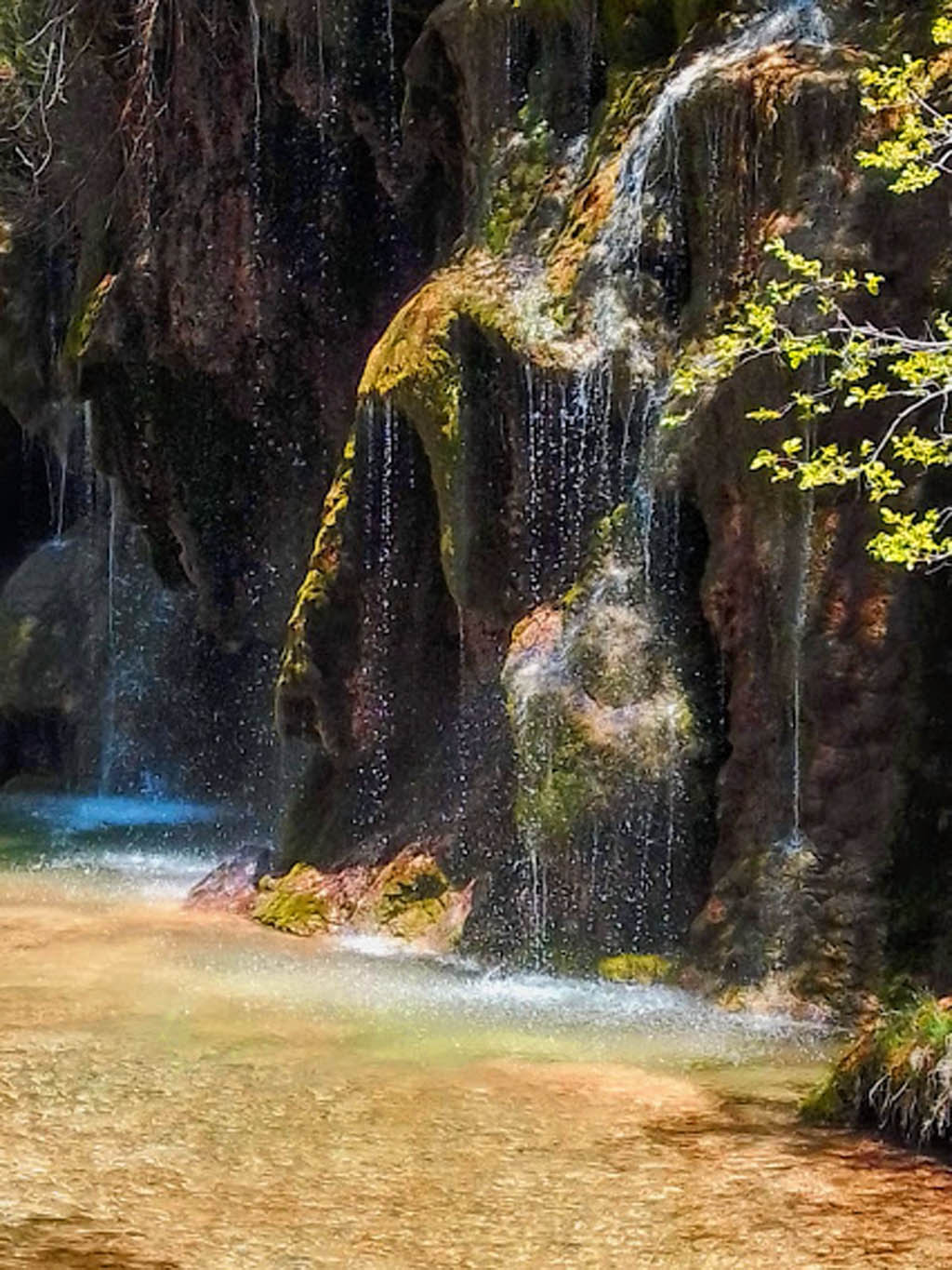 Cascada Nacimiento del Rio Cuervo - Cuencaguiada