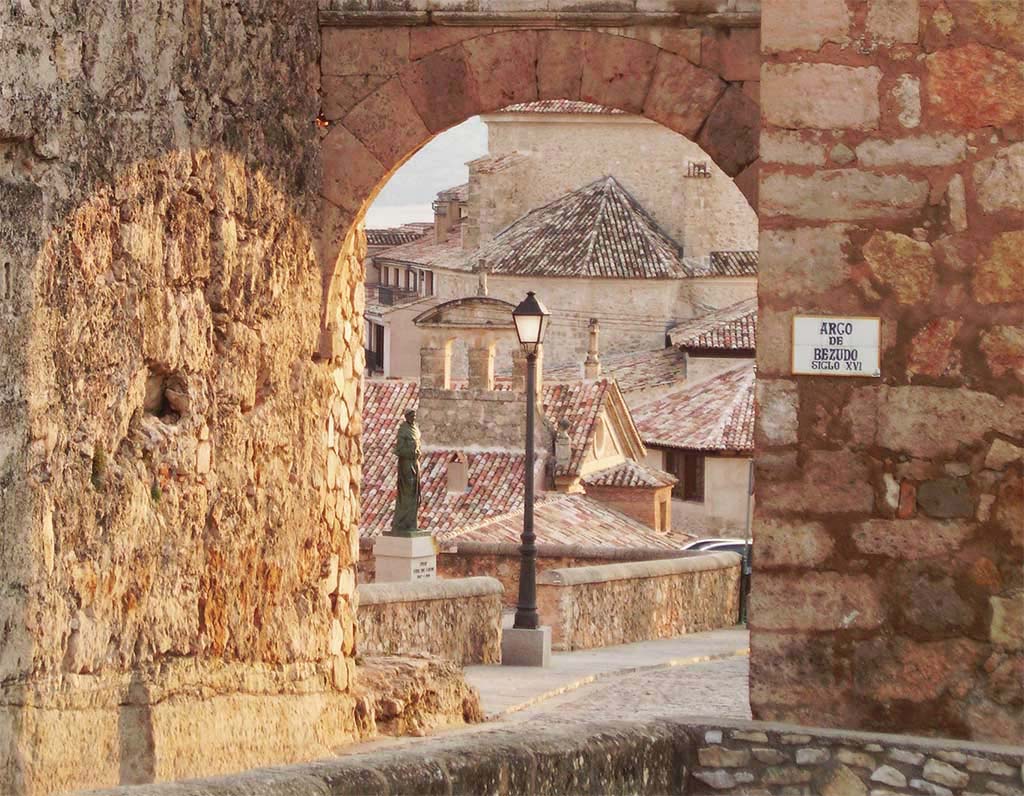 Visitas Guiadas Cuenca Arco Medieval
